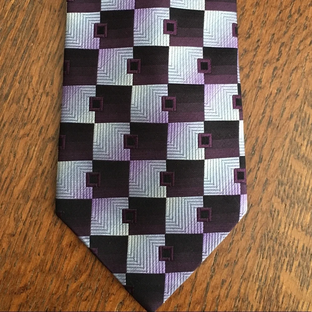 Crazy Horse | Purple Geometric Shapes Necktie